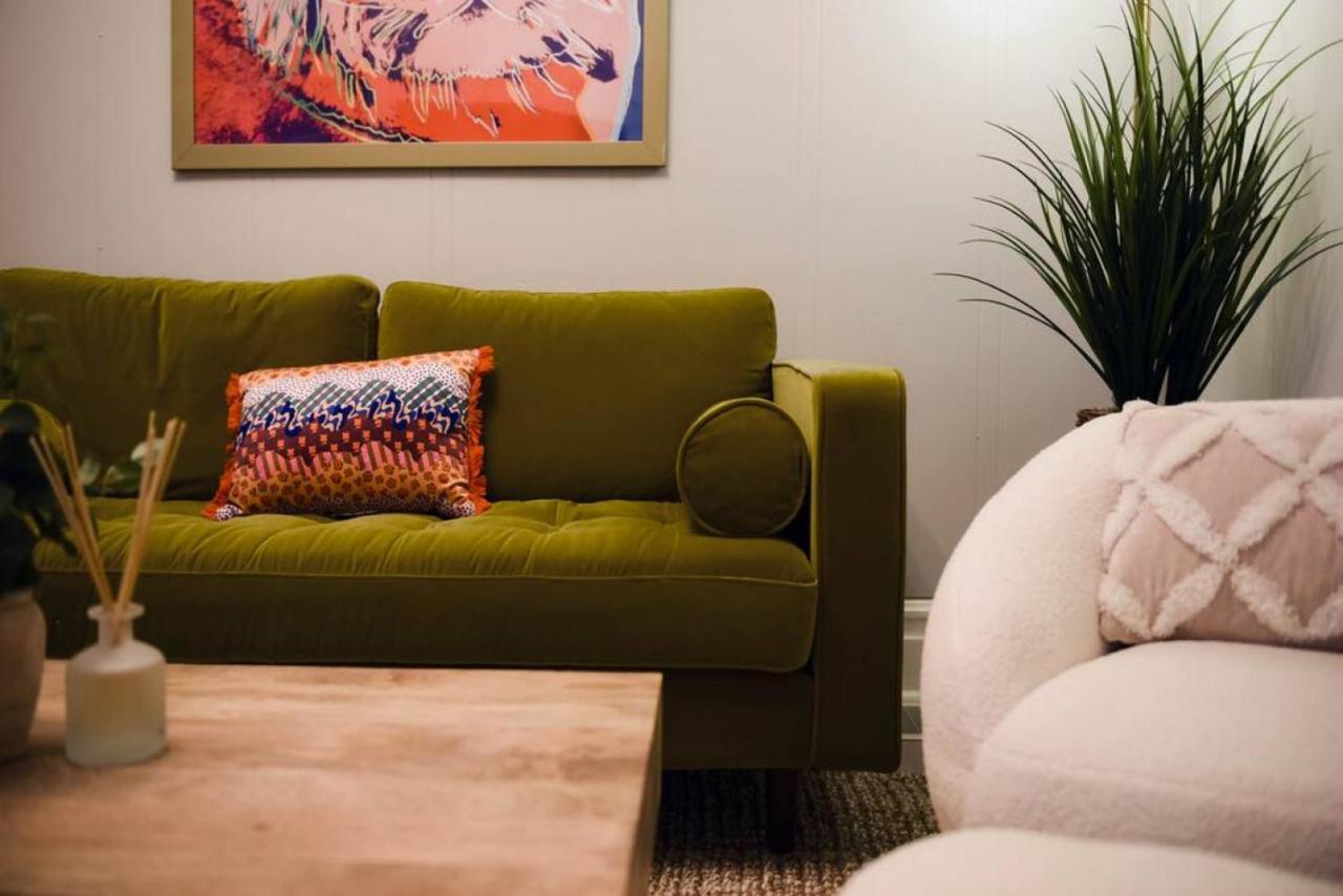 The Geneva - Colorful In A Great Location Holiday home Pittsburgh